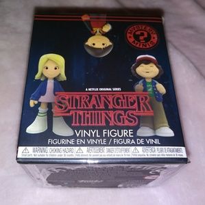 🌹🌷Sale 2 for $20 Stranger Things Blind Box NIB!